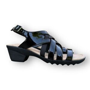 East 5th Women's Black Strappy Sandals Size 8.5 Block Heel Casual Memory Foam